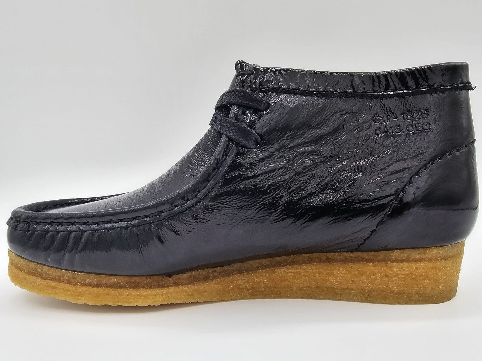 Clarks Wallabee Boot / Black Patent [WOMEN'S]
