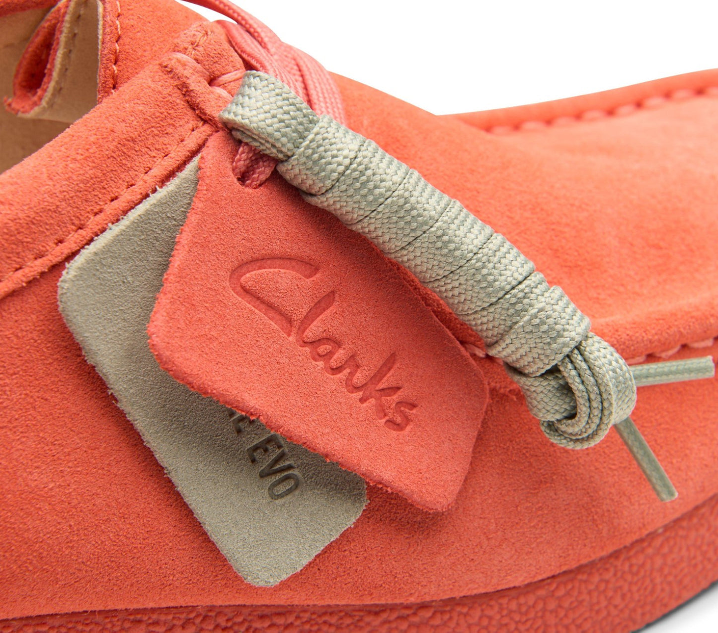 CLARKS WALLABEE VOSH (26181403) Coral Suede (WOMEN'S)