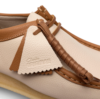Clarks Wallabee Lo - 26185662 - White / Combi Leather (Beige / Tan)